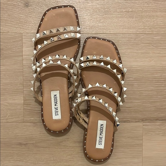 Steve Madden Shoes - Steve Madden Tan Studded Women's Sandals